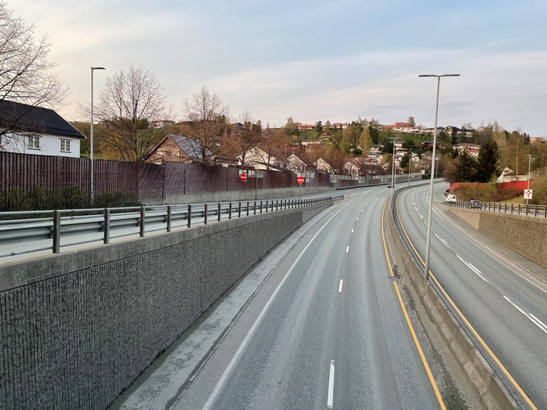 Støyskjermer E6 Omkjøringsvegen i Trondheim.