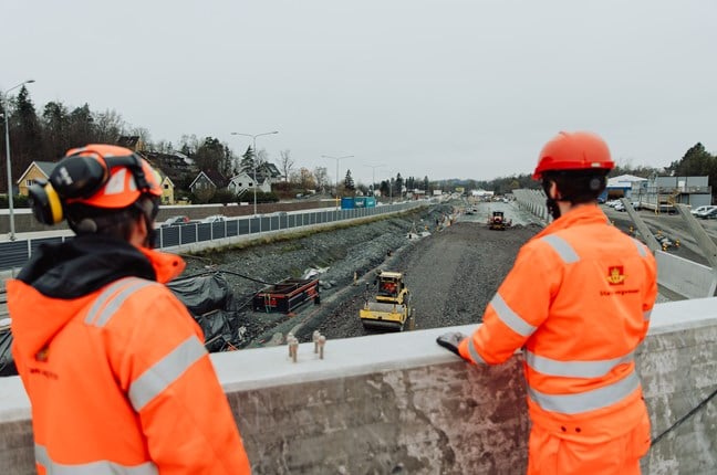 Utsikt fra Ramstadsletta bru. Bildet er tatt før første asfaltlag ble lagt. 