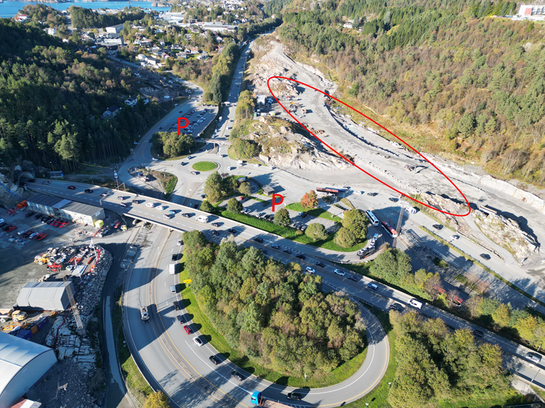 Dronefoto av området ved Godviksvingene som åpnes opp for publikum. 